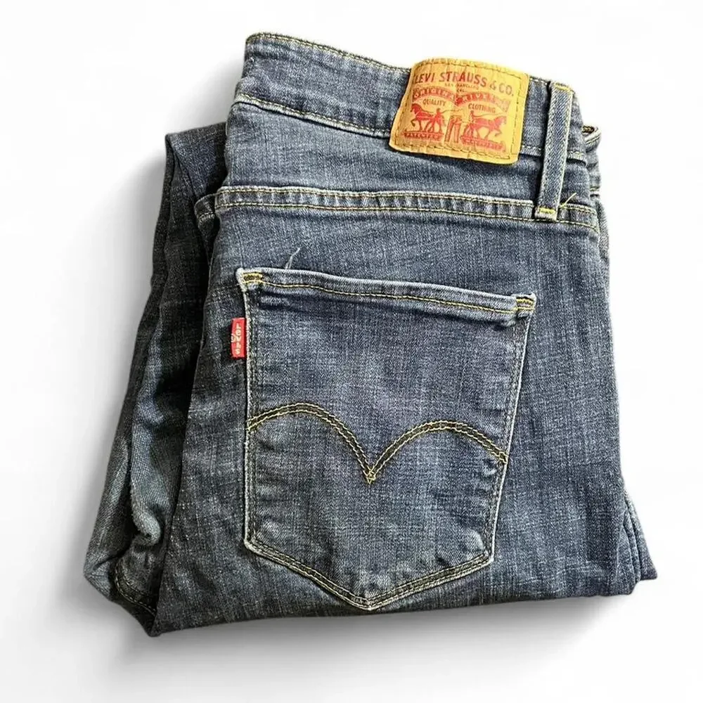 Levis 501 blue denim jeans
